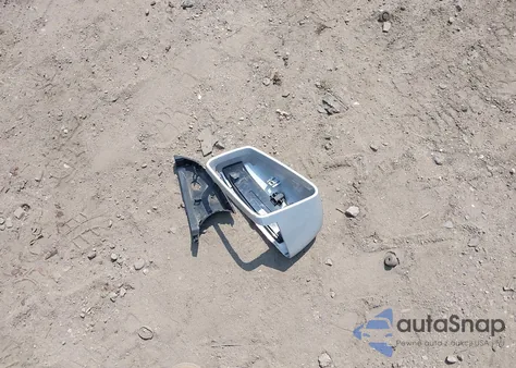 2010 Mercedes-Benz E 550 4Matic из США, поврежденный, VIN WDDHF9AB3AA131642